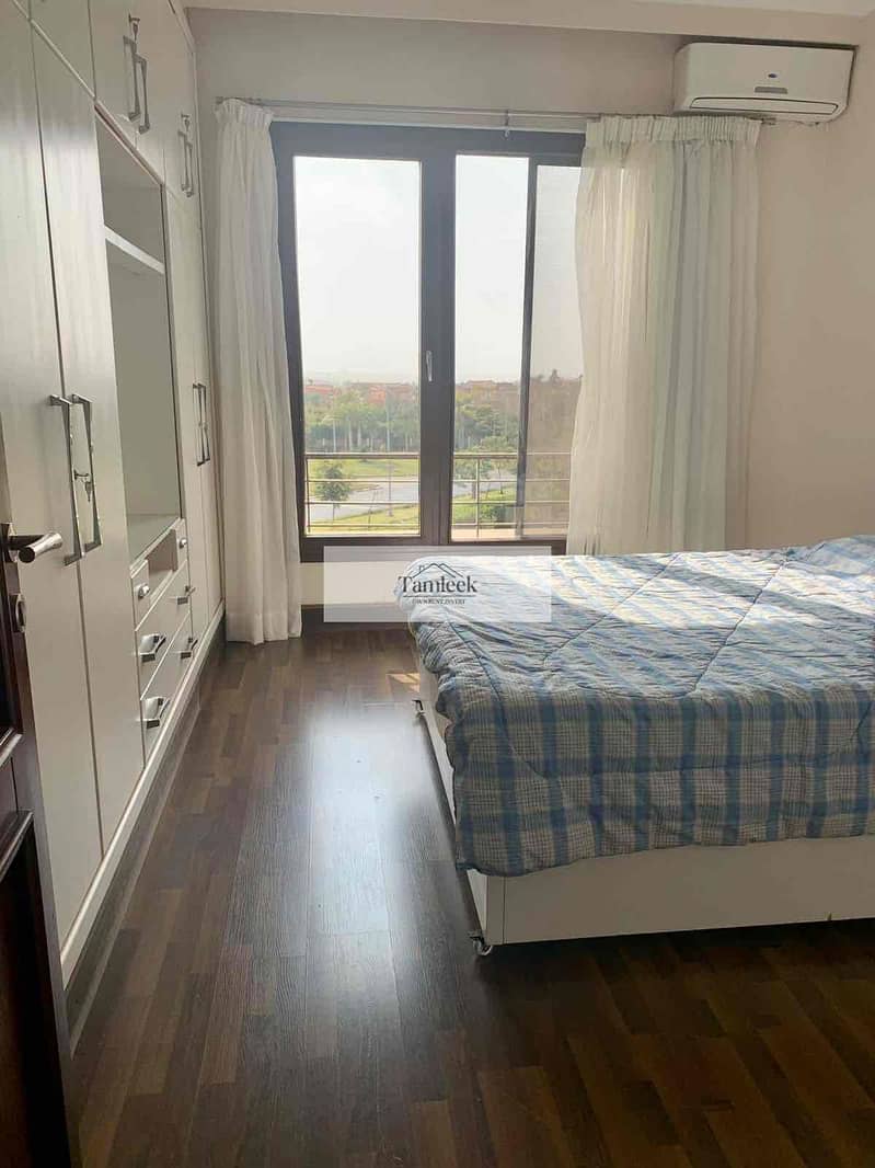 4 2a44c0de-6f73-4483-a30f-c97efd70e272. jpg