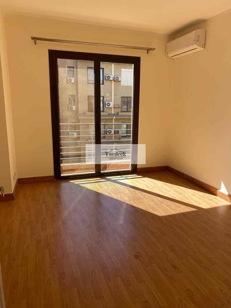 2 de4e065a-2a76-4cca-a841-7dd0b769447d. jpg