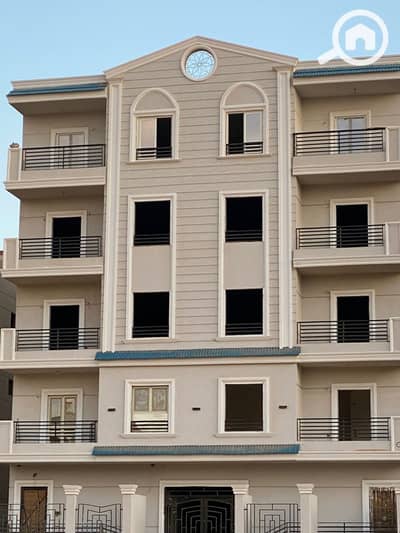 3 Bedroom Flat for Sale in 6th of October, Giza - 231217. jpg