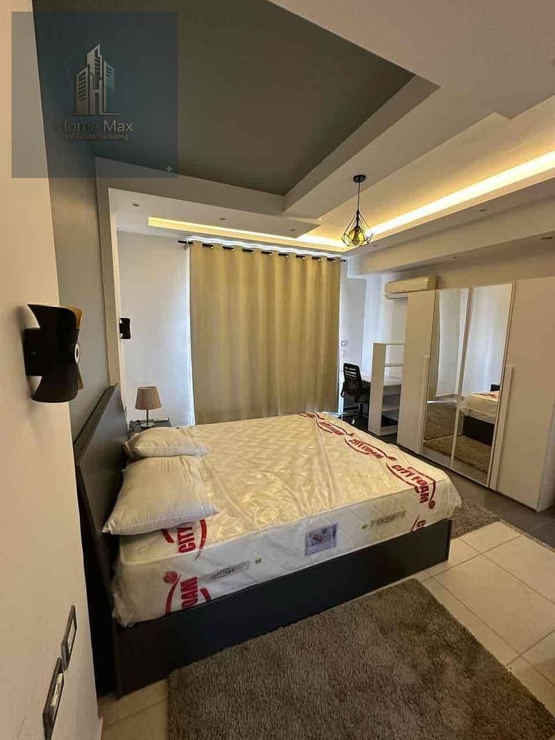 8 918ec4f9-e2eb-4d83-9221-1d1aa5b3031c. jpg