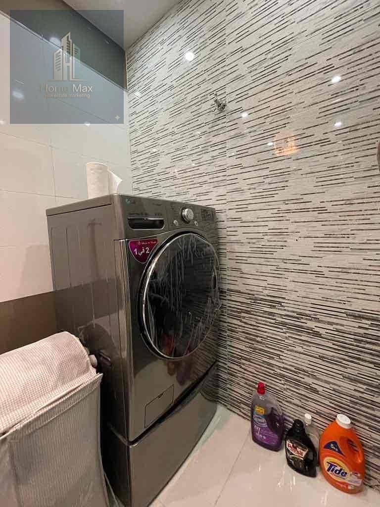 9 4d0707f6-5eda-4b8f-9052-ce0fd3b3e5c1. jpg