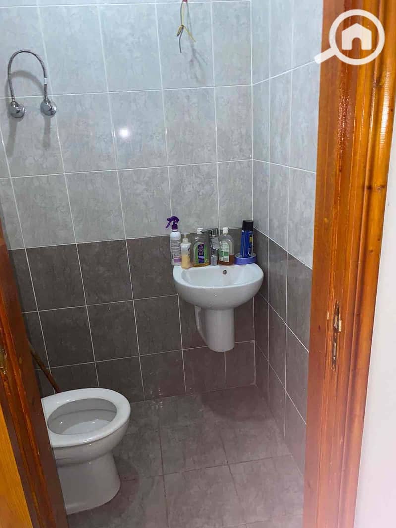 4 c3dffa8f-38ac-47c0-8a88-2efeb2658169. jpg