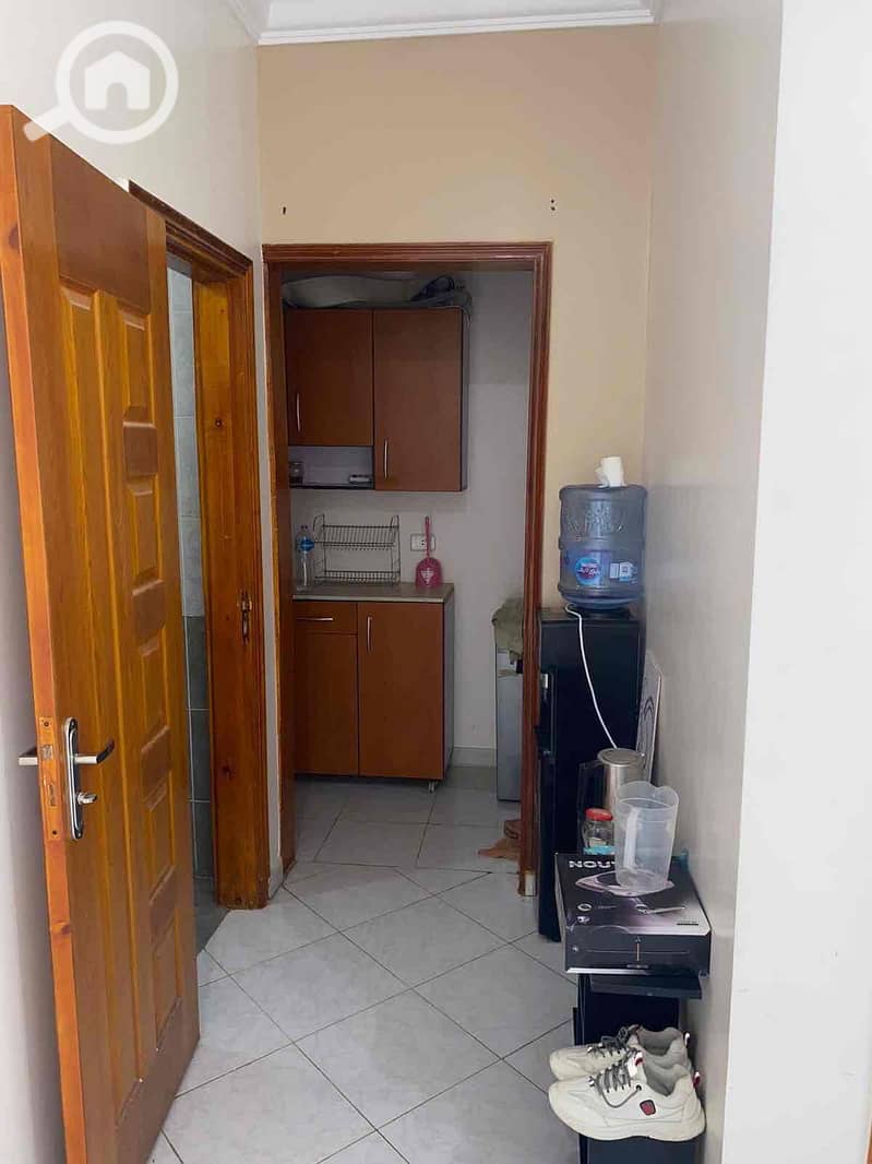 5 f56734a2-fd26-440f-9722-292c2a69556f. jpg