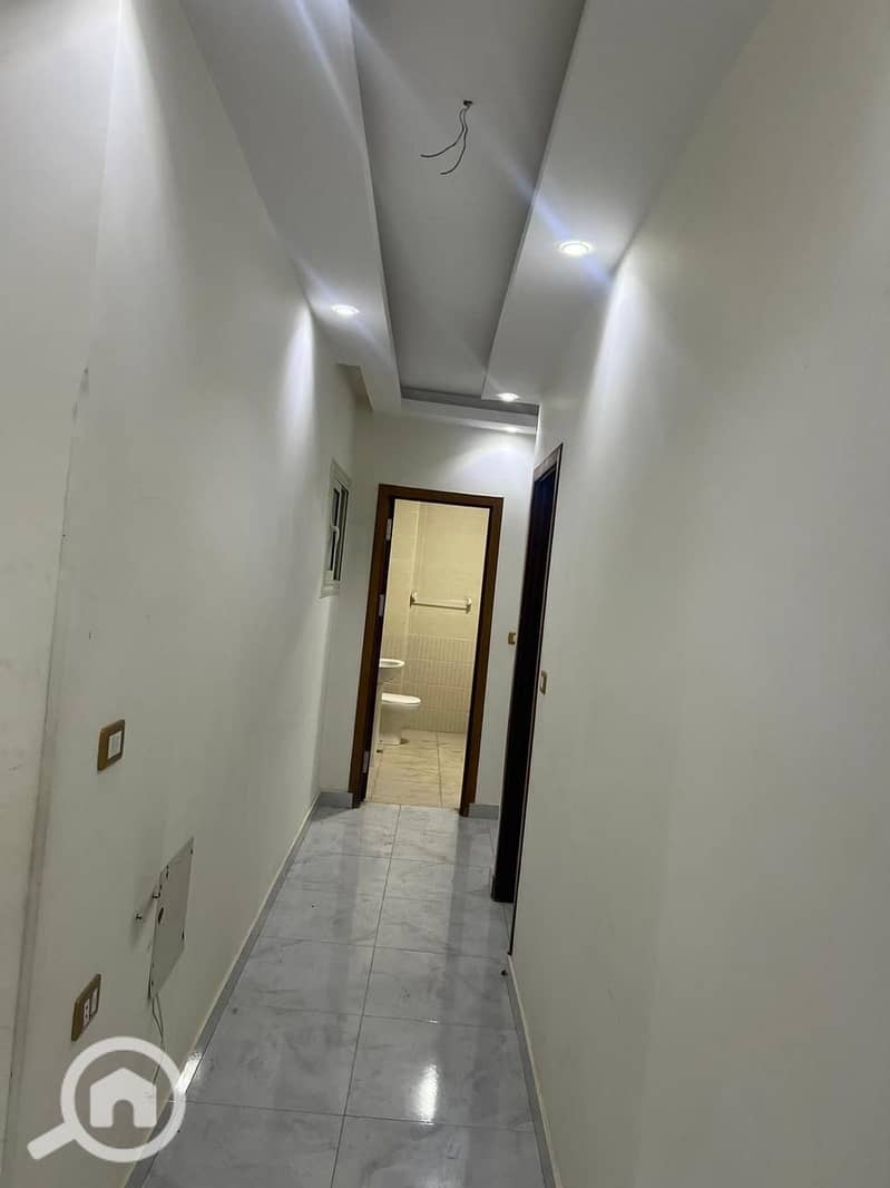 10 WhatsApp Image 2026-01-09 at 7.55. 45 PM. jpeg