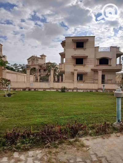 5 Bedroom Villa for Sale in Sheikh Zayed, Giza - FB_IMG_1767981897379. jpg