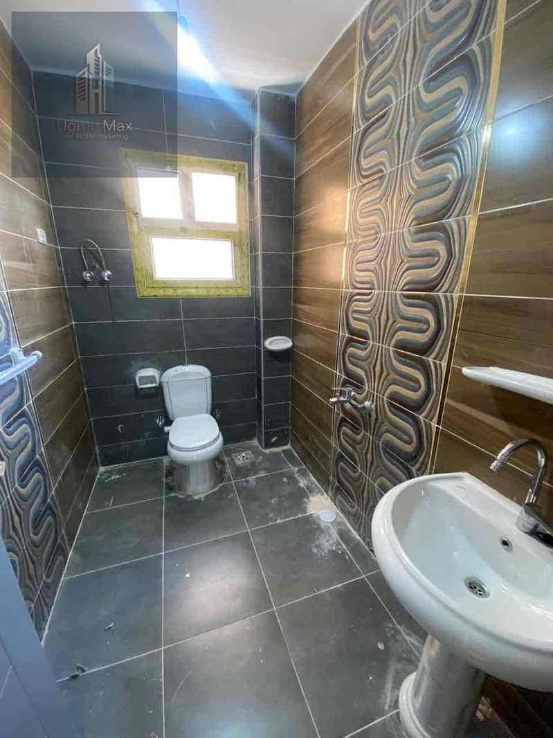 5 7297247a-4792-4ba3-9d2c-14525c037949. jpg