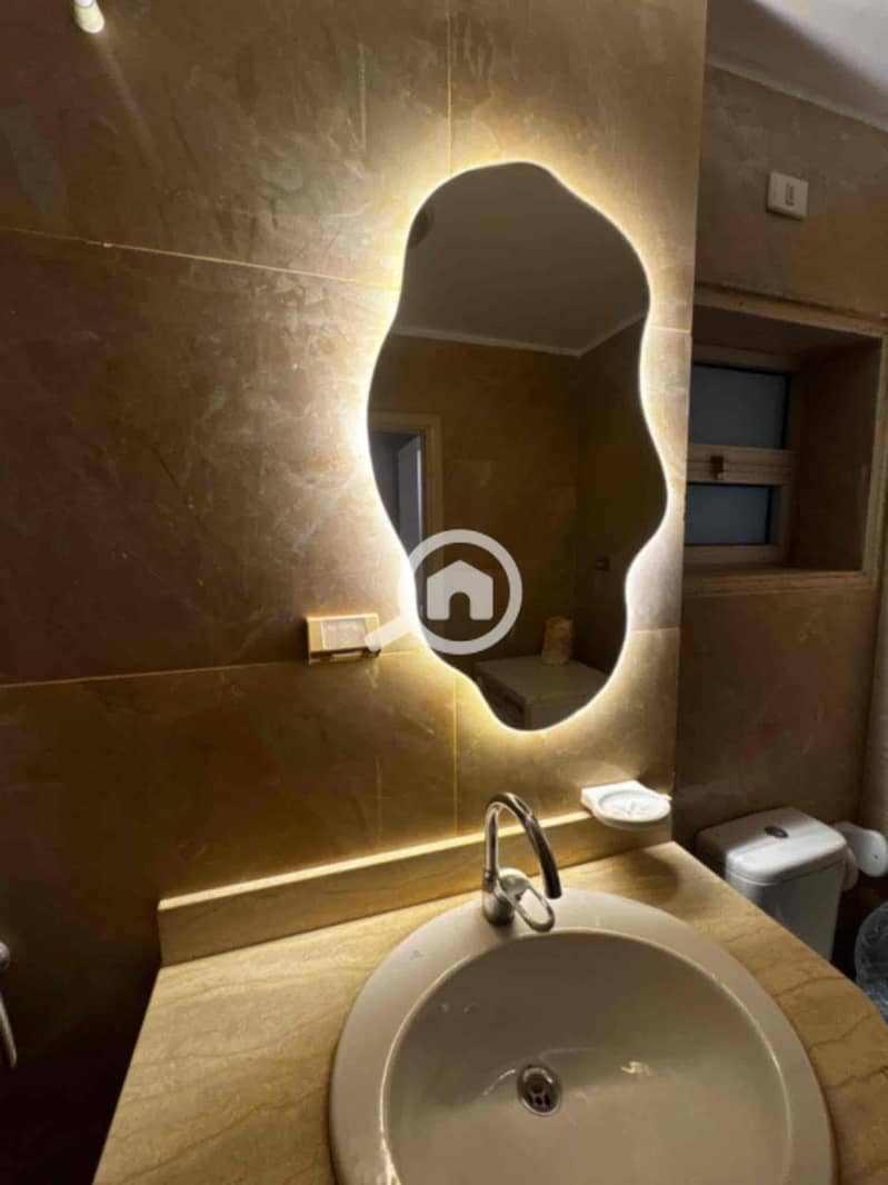 9 ea6d8ccd-e2f4-414d-9d01-7597da9b0514. jpg