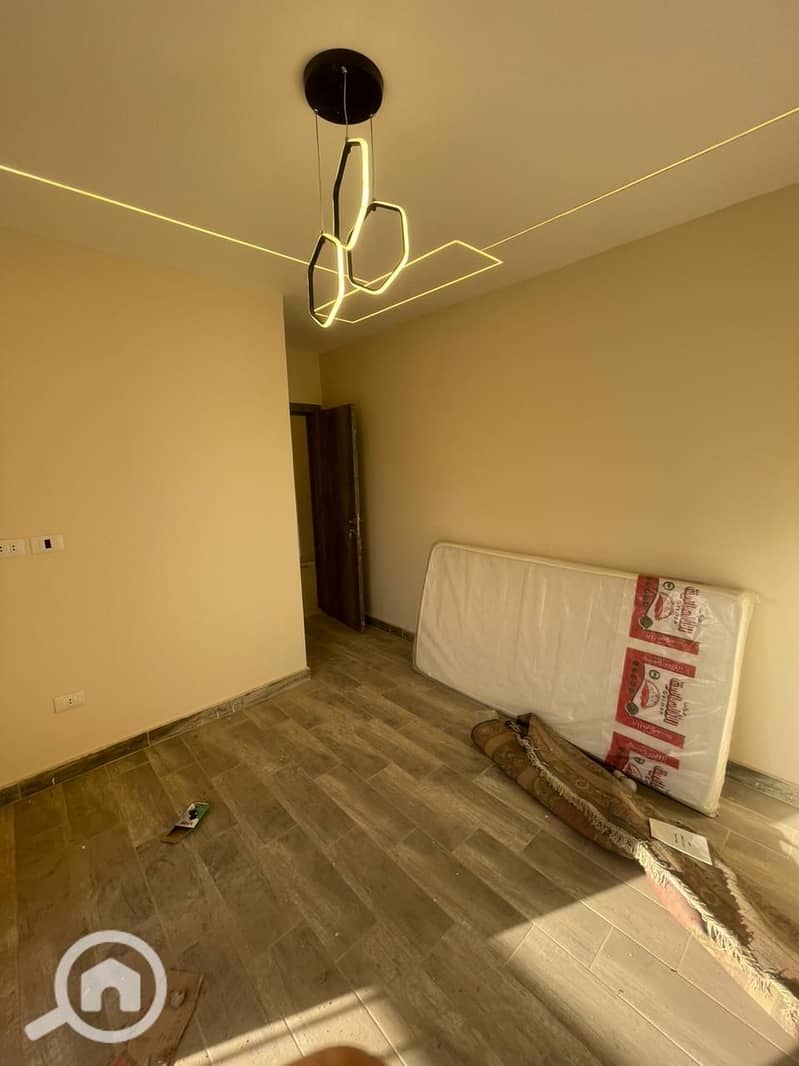 7 WhatsApp Image 2026-01-08 at 18.00. 26. jpeg