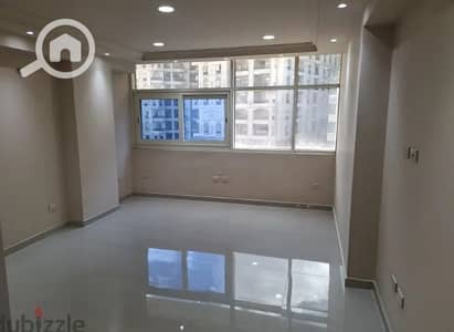 مکتب  للايجار في سموحة، الإسكندرية - 45454. png