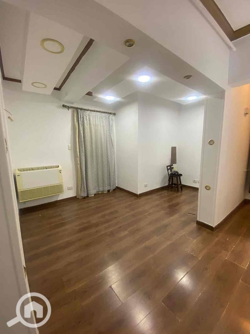 5 0c946dba-e736-4e47-bcc6-a84f31134eb2. jpg