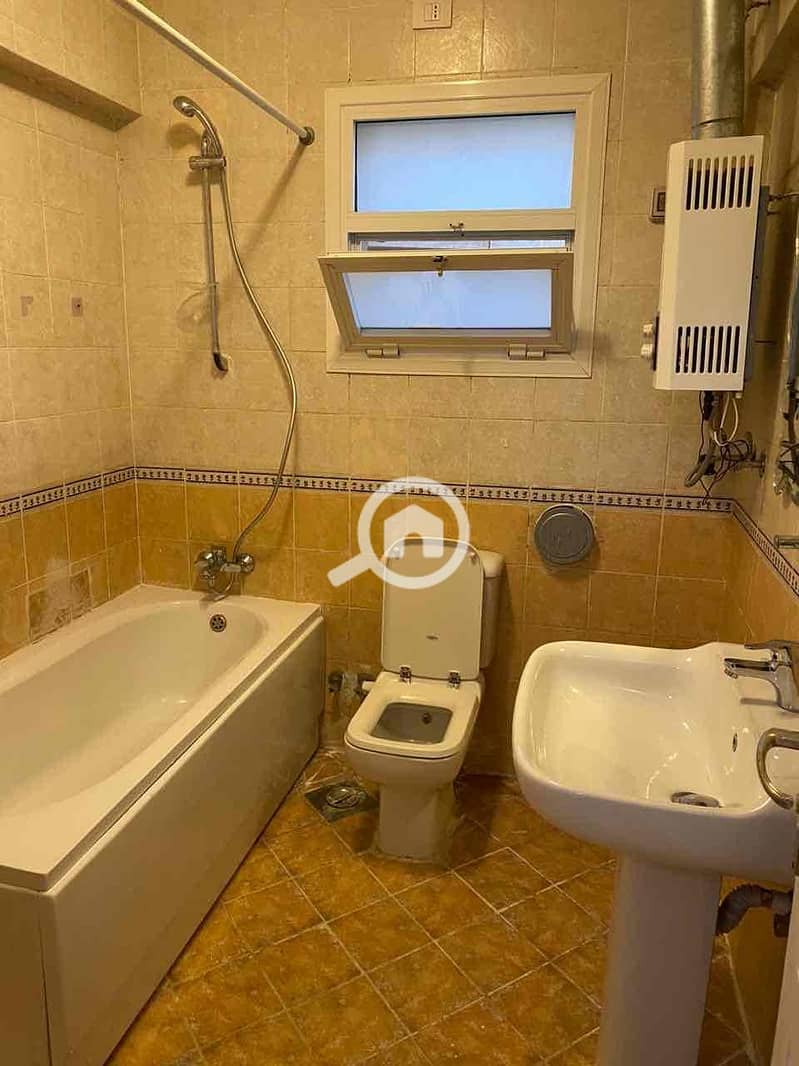 17 5049e86f-d09c-4d4f-8b84-f111cd95383d. jpg