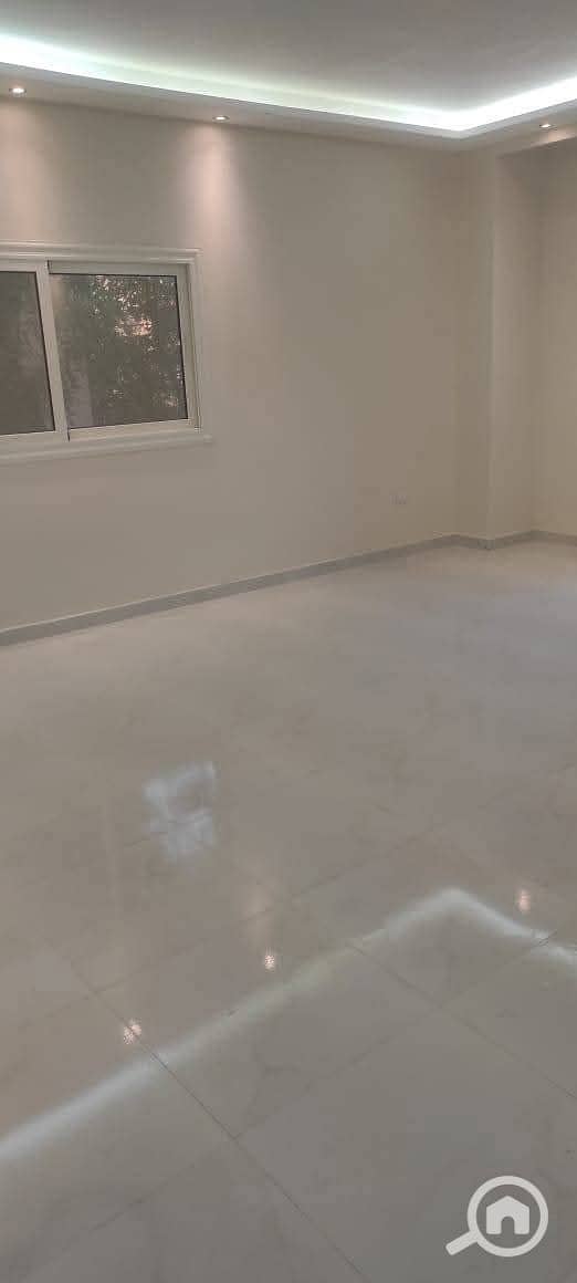 4 WhatsApp Image 2026-01-07 at 14.38. 04. jpeg