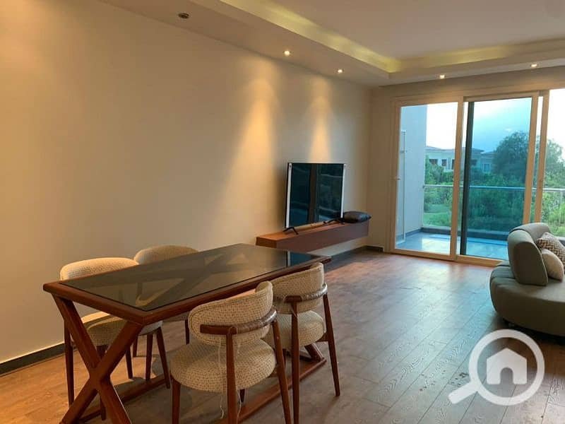 2 77182a9e-24bd-452a-a41d-eeca69db47ba. jfif. jpg