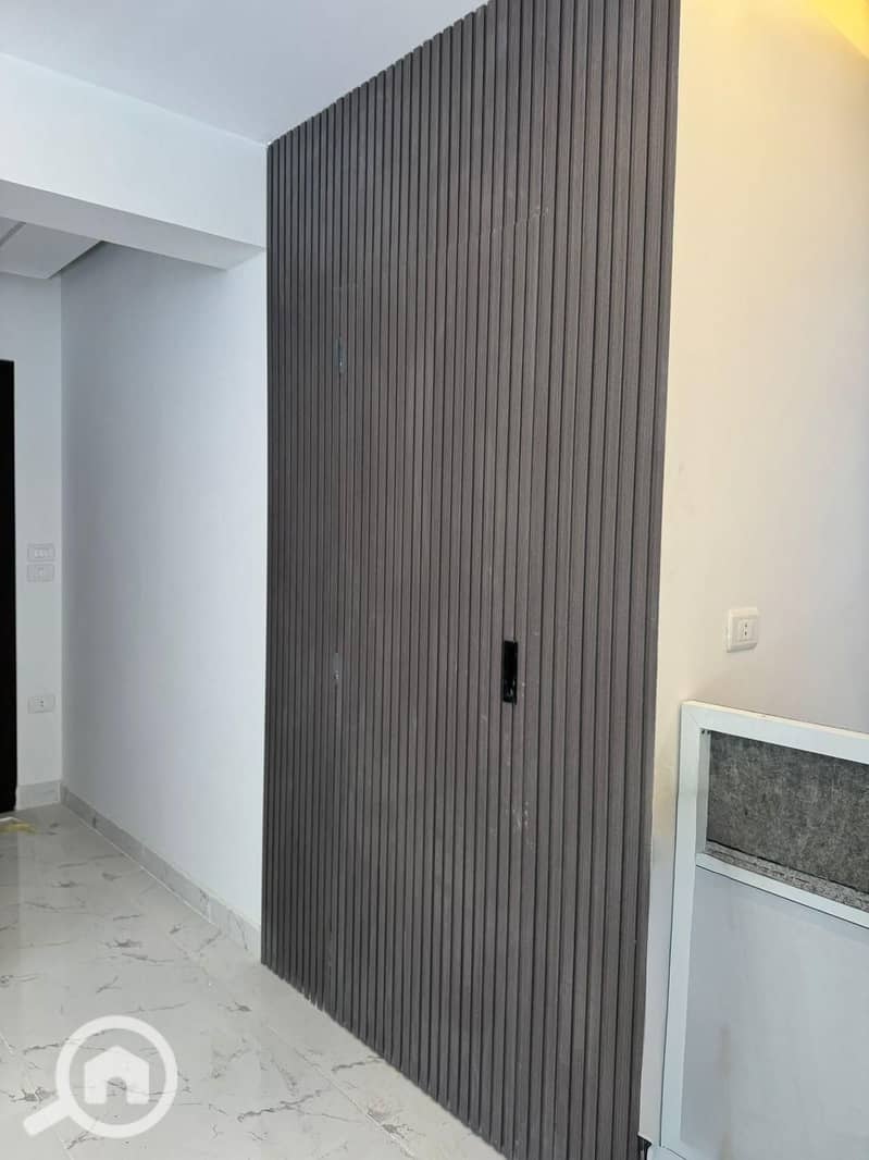 4 36d1a1d0-234b-42ba-9a92-918dbdd33e9e. jpg