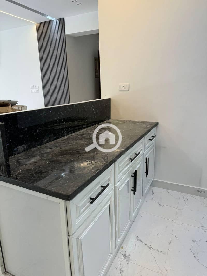 6 ebd79f6e-2895-487a-bf07-26de5b8515c6. jpg