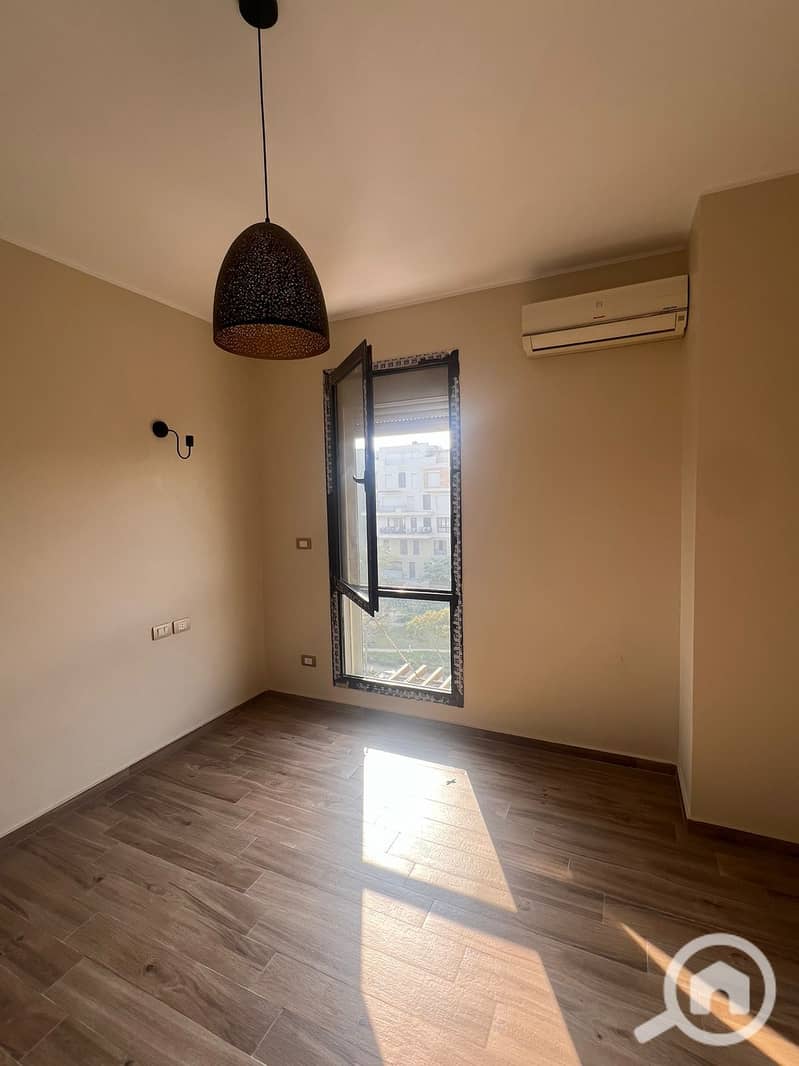 6 a436cb2a-6923-4086-8cbc-8369ea3d0c43. jpg