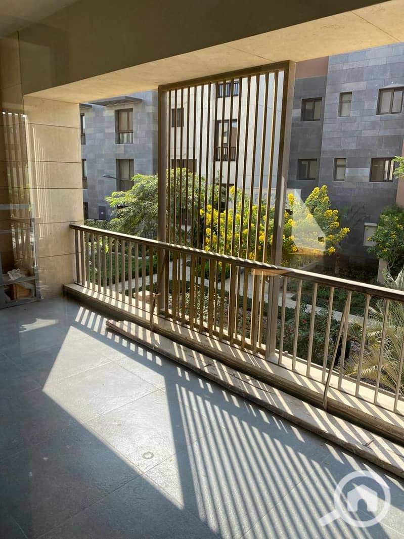 3 75563087-7f3d-4030-b9a1-4b42b49cd5f9. jpg