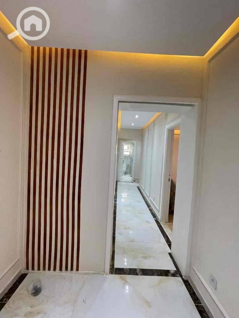 3 57137977-67ba-4ee5-8e97-a7c58f973732. jpg