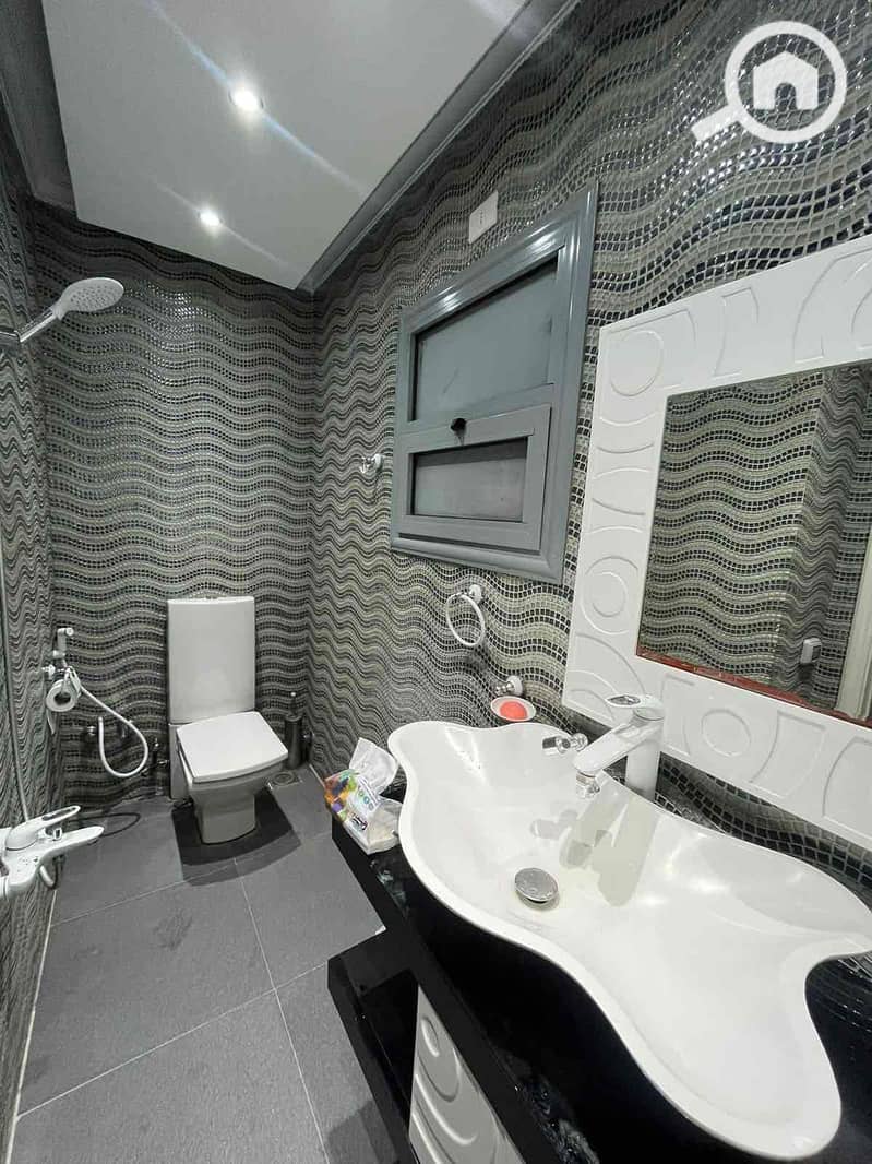 9 69cc391a-0e7e-48c6-8450-7891c8015762. jpg