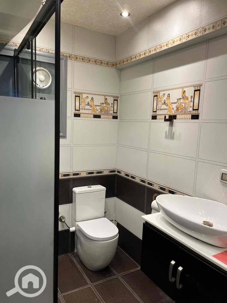 11 06294b55-f25b-422c-9765-2f8d16a7092a. jpg