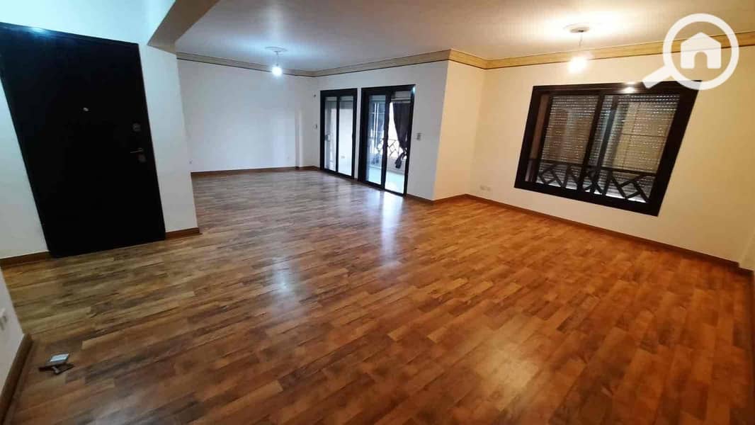 2 5b16916f-0755-415a-8abd-64211483a5f0. jpg