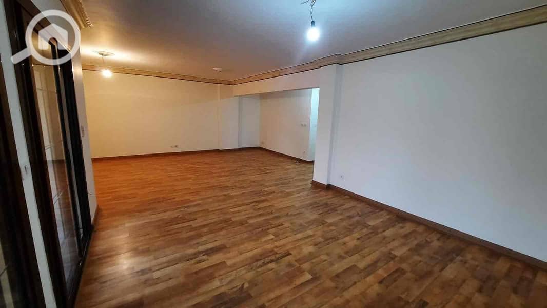 3 adaa4888-d315-4674-b4a0-d59118ef7be3. jpg