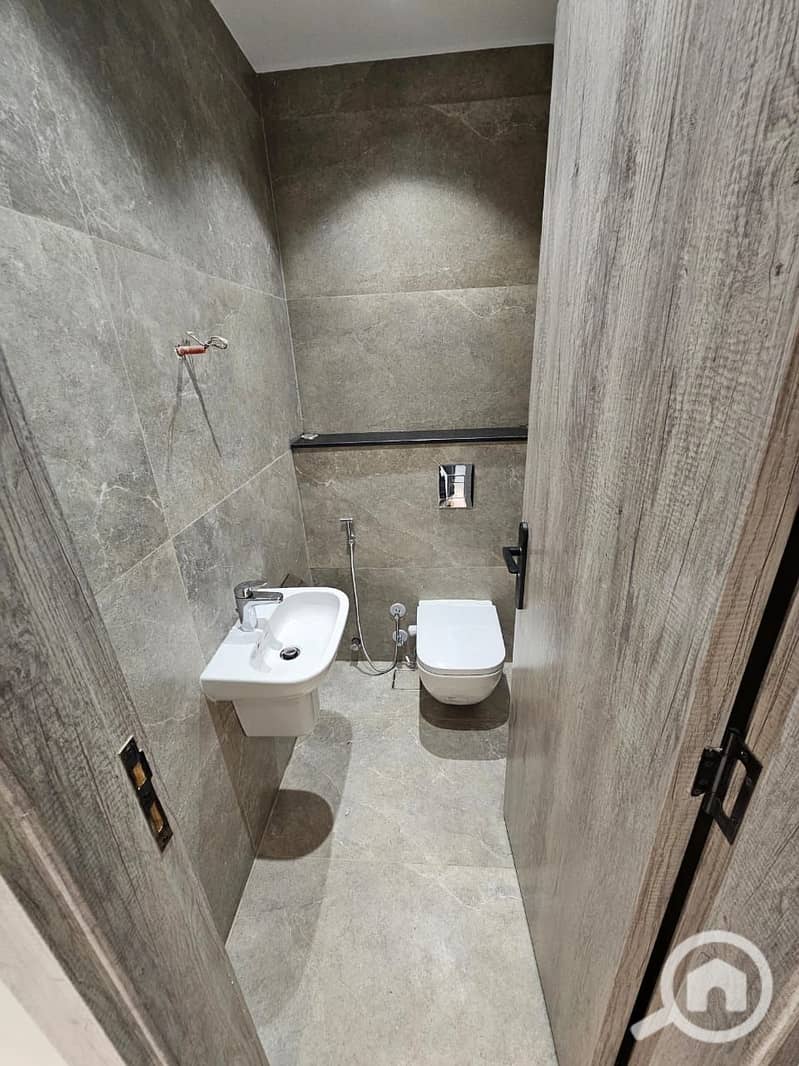 13 WhatsApp Image 2026-01-08 at 4.18. 40 PM. jpeg