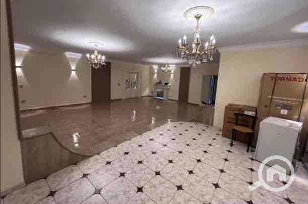 4 7c8ea8a5-3ee3-4b0e-afea-f33c3c8efd84. jpg