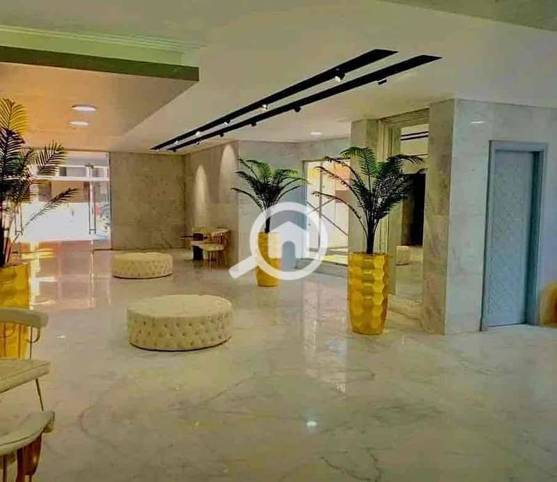 2 76a7b967-247f-4ae6-acb2-c79426009f1a. jpg