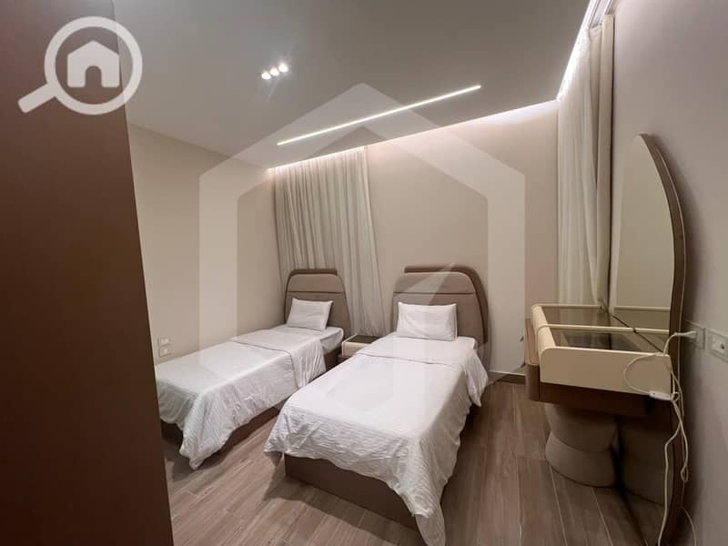 11 Palm Valley 11. jpg