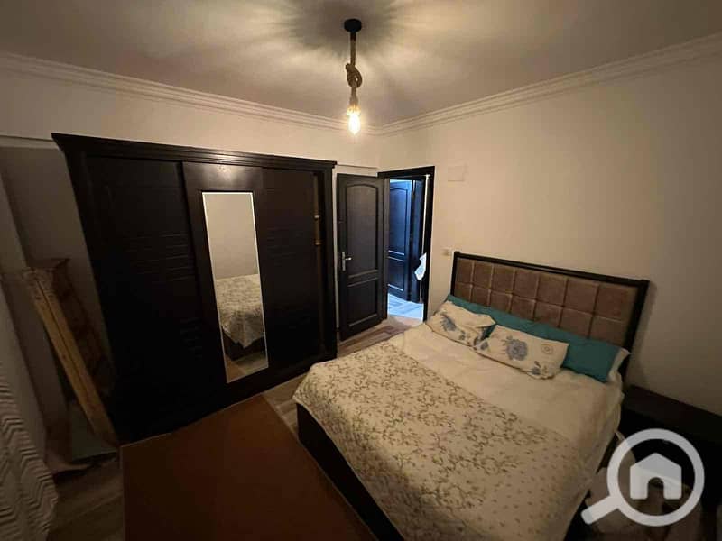 5 6eb4bdd9-8f9c-4725-9ca3-0ac4e309d7dc. jpg