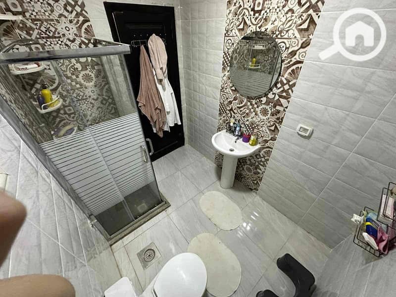 12 29a2182f-f619-4876-9369-5b18a5cba282. jpg