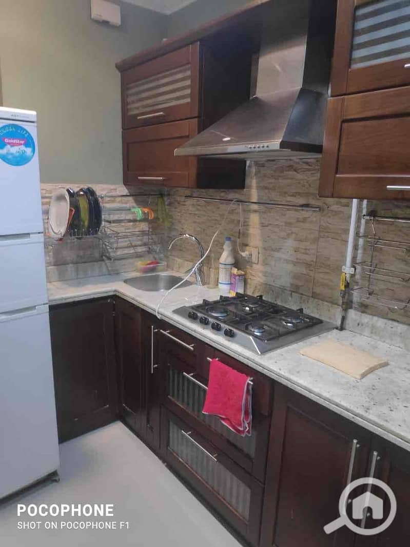 4 a915b550-bf6b-4d0e-976b-94bcaaa37261. jpg