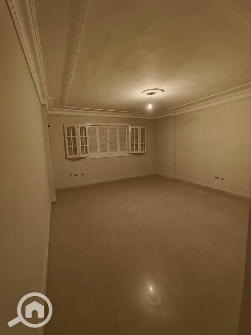 3 139ae8a7-dd83-4641-a56e-ea3f57a2c728. jpg