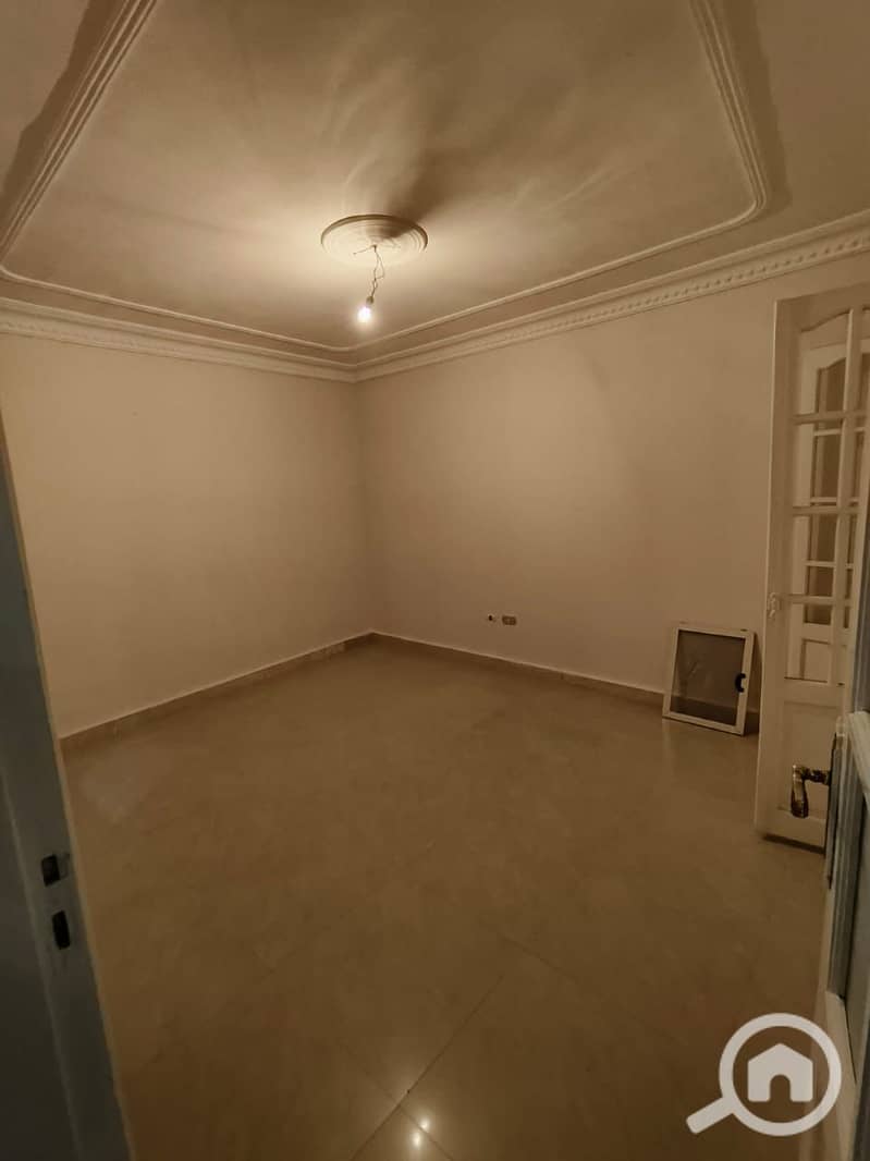 4 8e3b498c-307c-48a2-bbb1-e8a89dca6bf4. jpg