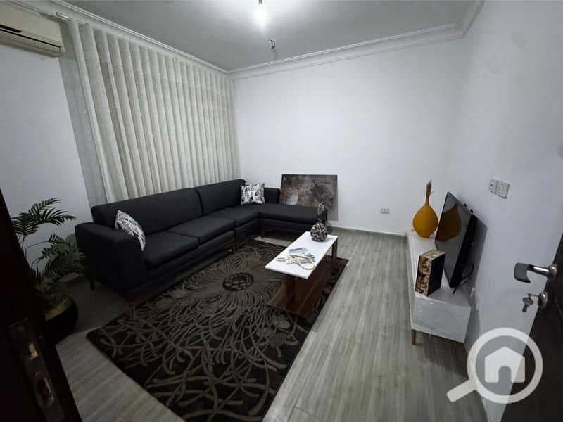 11 be0140be-1d99-4942-bf3d-0fa901e4d87e. jpg