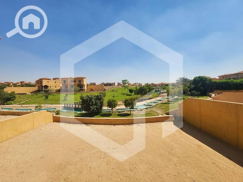 3 Royal Meadows 3. jpeg