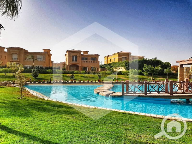 10 Royal Meadows 7. jpg