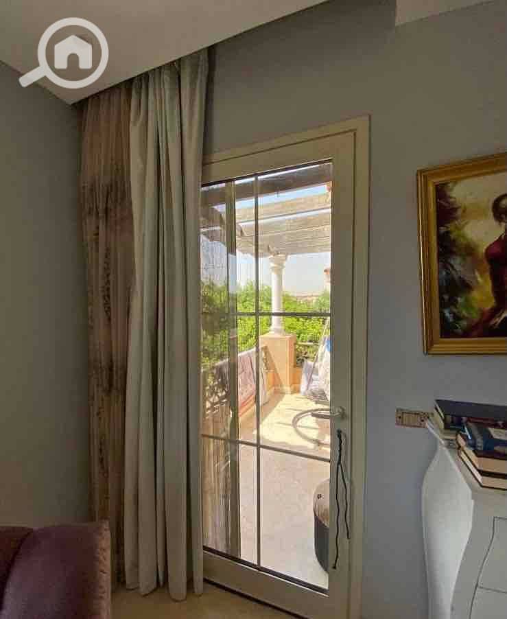 8 f1a58adf-62fc-4dd9-8c10-03d98c07d8e3. jpg