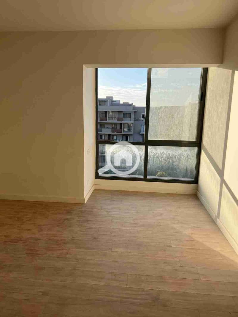 3 motion_photo_5953677756249539110. jpg