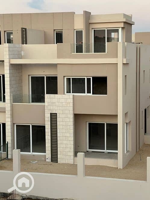 15 Screenshot_9-1-2026_133521_. jpeg