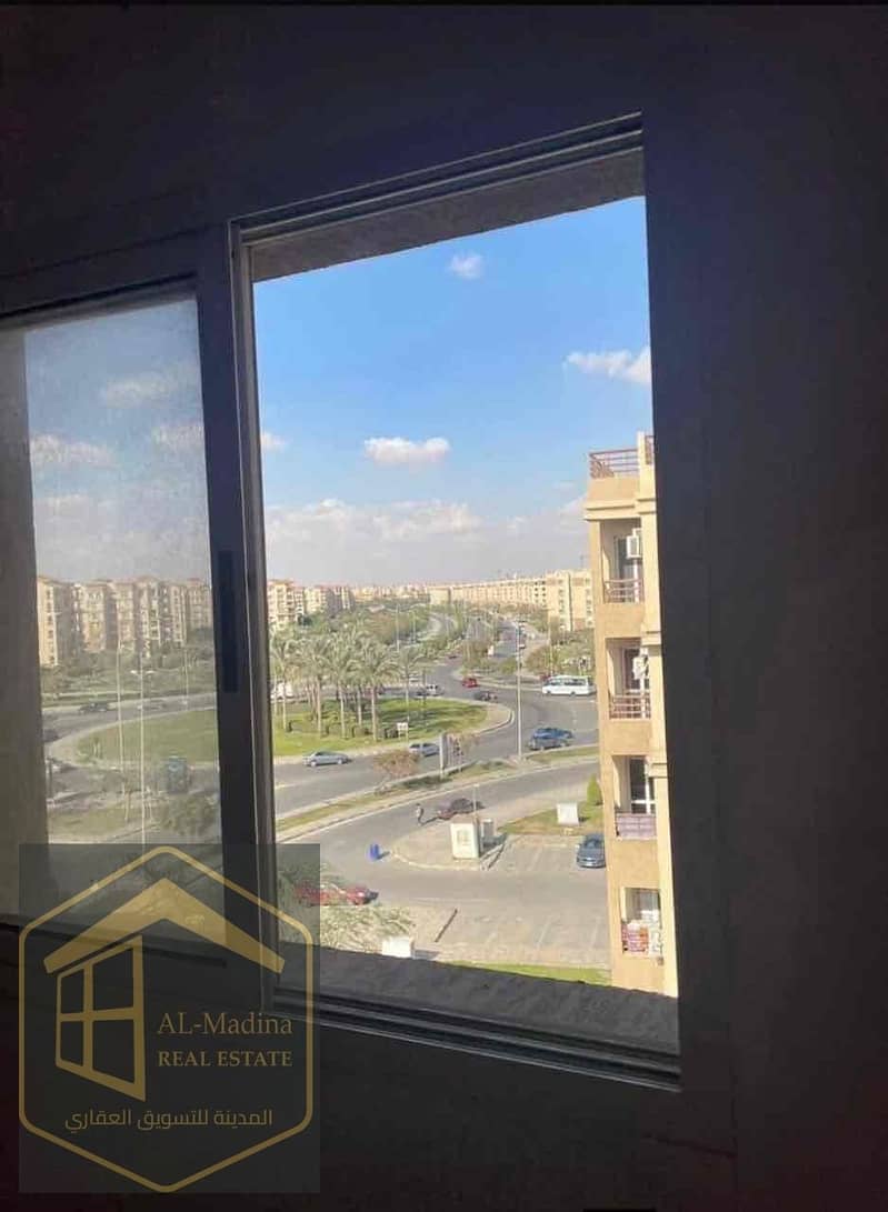 2 c16667ab-decb-496e-86f8-a4b6ff22fde7. jpg