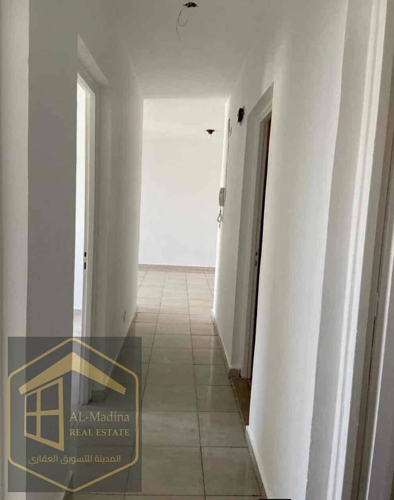 9 e7b80426-471c-4a87-81f3-c93b7bebefd8. jpg