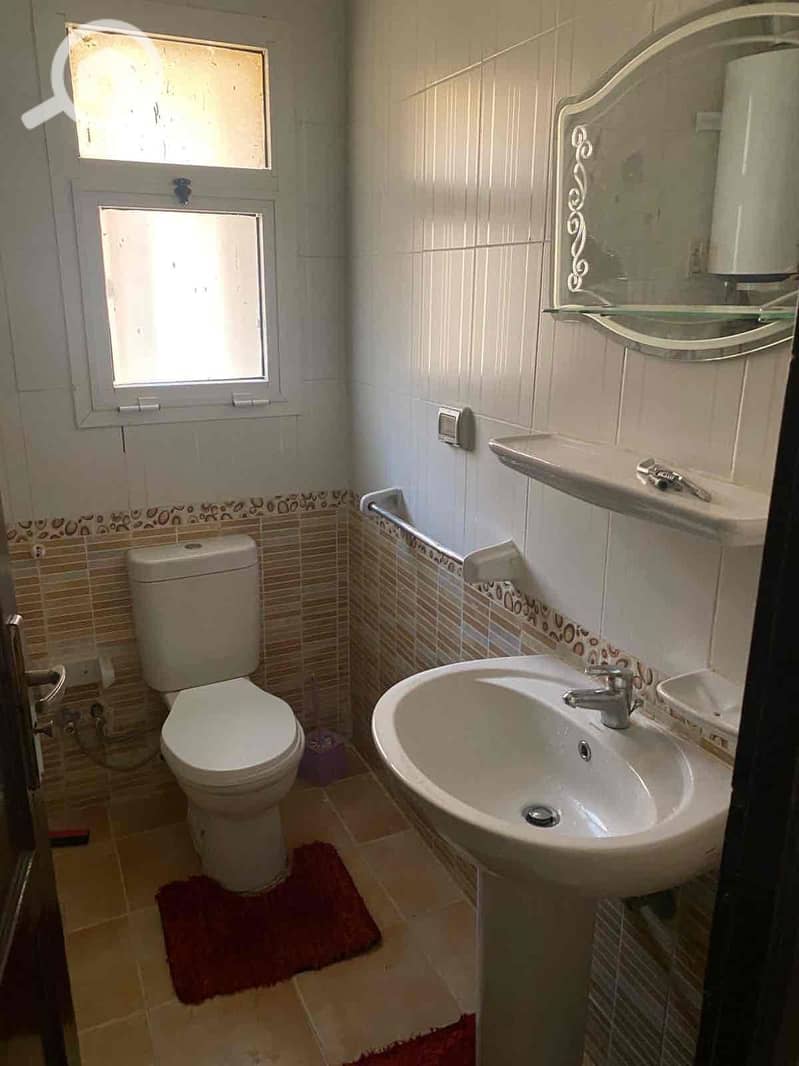 3 a3d9332b-3666-4845-b1eb-0c4c0215e86e. jpg