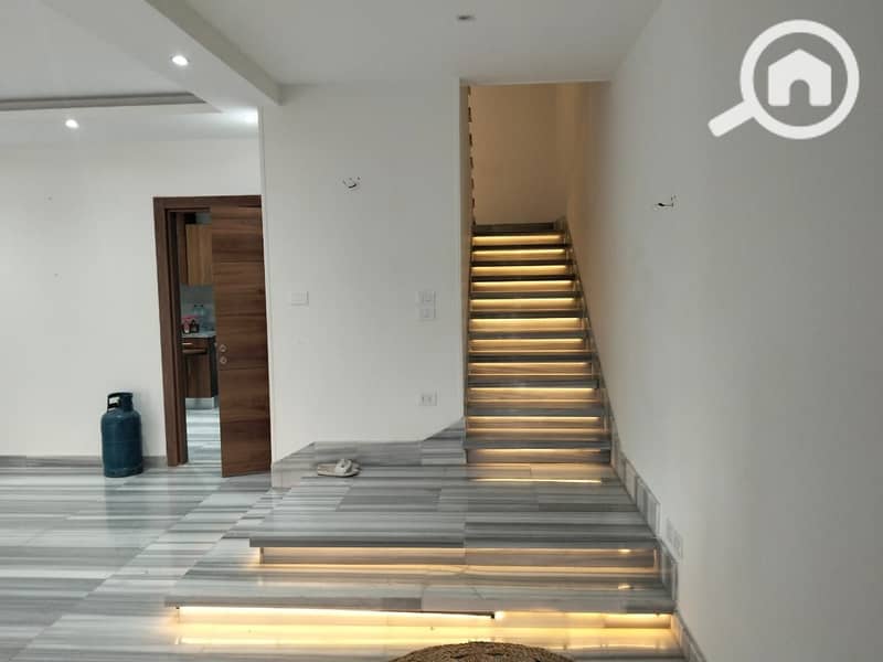 11 WhatsApp Image 2026-01-10 at 09.30. 18 (3). jpeg