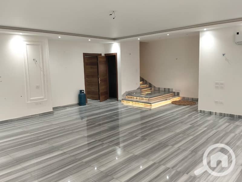 14 WhatsApp Image 2026-01-10 at 09.30. 17. jpeg