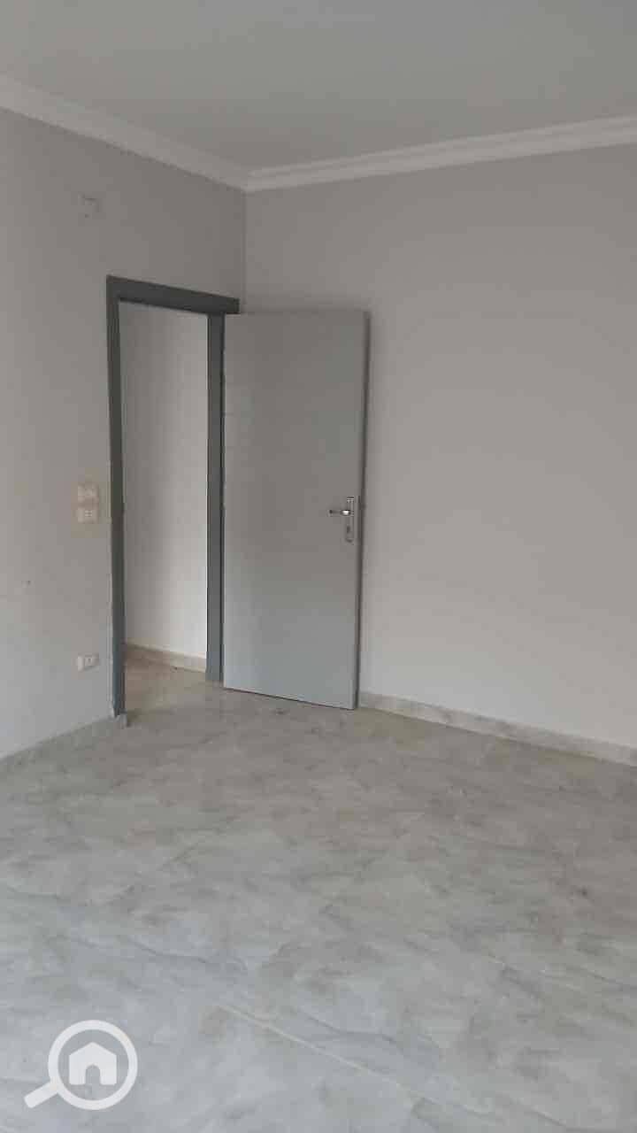 4 313d9ddf-c408-4aad-8f2b-fc5b585ba428. jpg