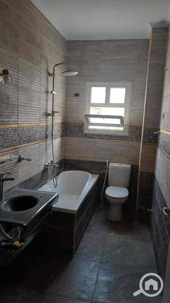 5 2f7f6346-ebce-4ff4-befa-f31e3f74781c. jpg