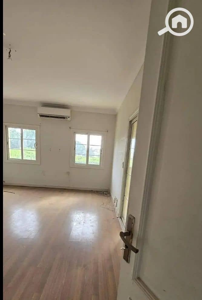 7 WhatsApp Image 2026-01-10 at 09.39. 21. jpeg