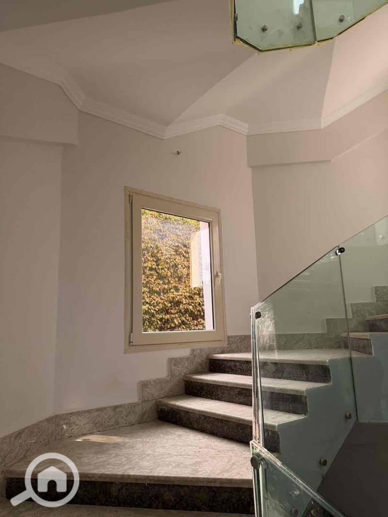 23 be98b149-8dd4-40aa-bcb8-5fe155a93aef. jpg